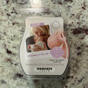 Scentsy Welcome Little One Scented Bar - Pink and White